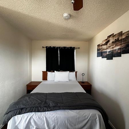 ואלה 071A Private Studio Near South Rim Sleeps 6- No Kitchen מראה חיצוני תמונה