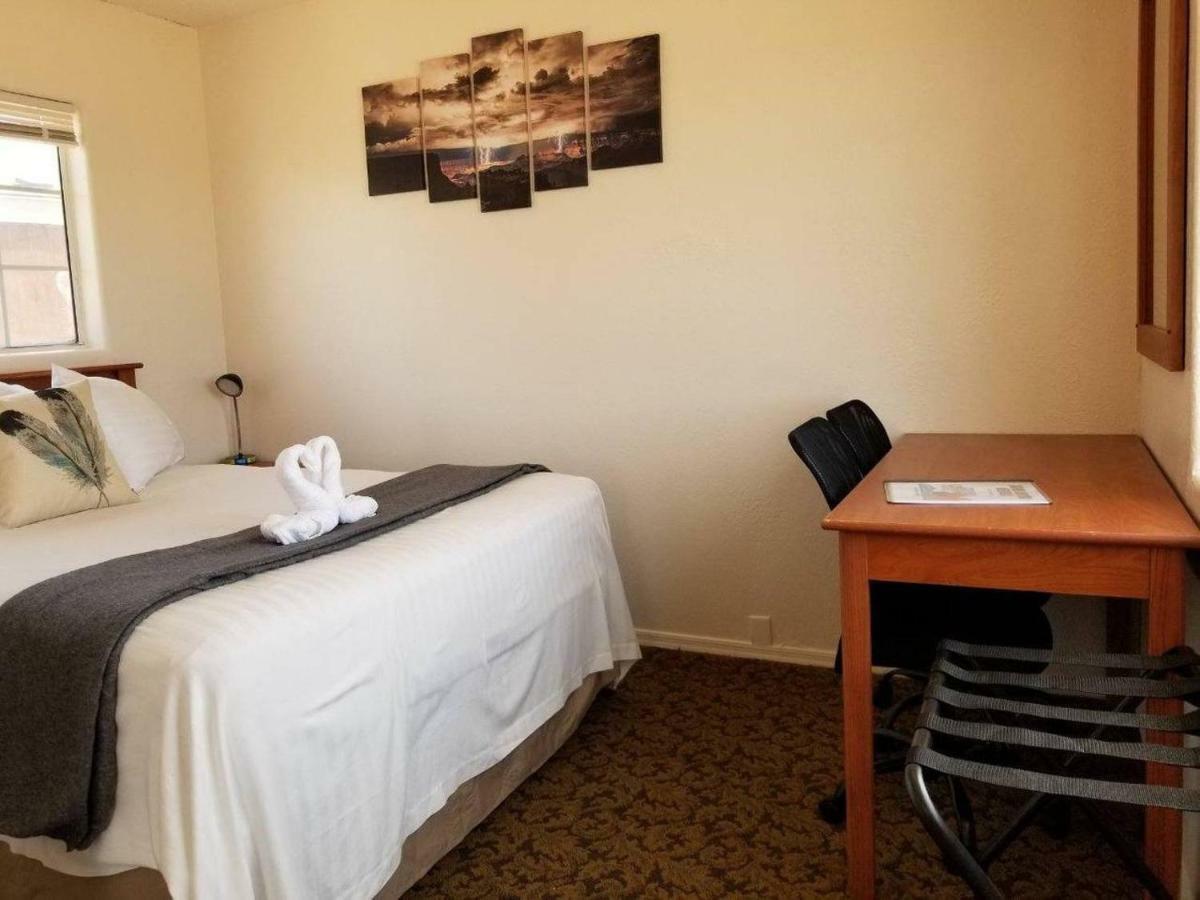 ואלה 071A Private Studio Near South Rim Sleeps 6- No Kitchen מראה חיצוני תמונה